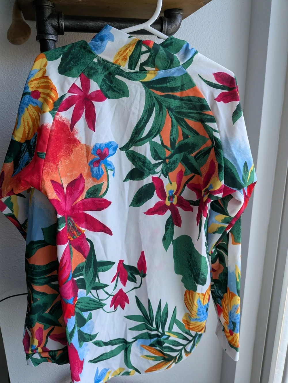 *3 For $12* Vintage Sunsafe UPF 50+ Rash Guard Shirt Sz 12